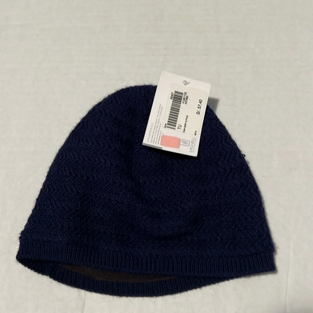 M F H knits 100% baby Alpaca hat.